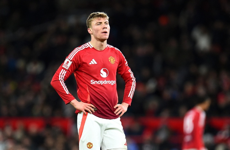 全球总决赛直播-米兰与霍伊伦展开租借谈判,500万欧费用含4000至4500万买断条款