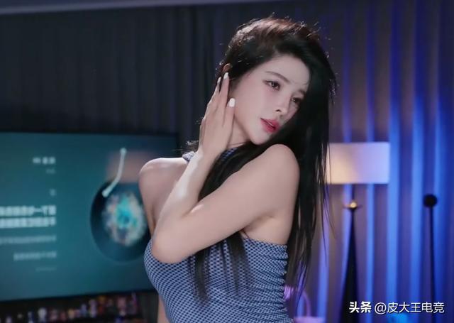 注册入口-王校长现身苏恩直播间,结果反遭“绑架”送礼物,王校长:太搞了