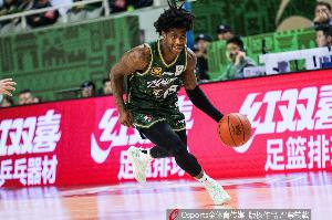 电竞赛程-这外援猛得很!肯德里克-戴维斯16投12中&罚球18中15砍43分6板9助