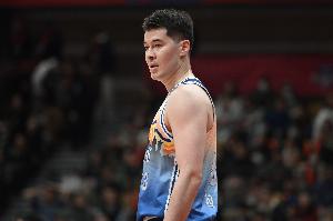 LOL S赛-探长:赢球后阿不都将大家聚在一起 那一刻“新疆精神”具像化了