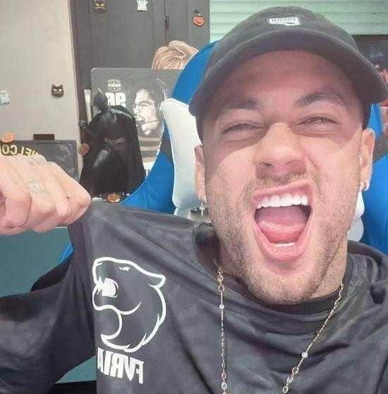 【夜读】足坛真正的打工皇帝