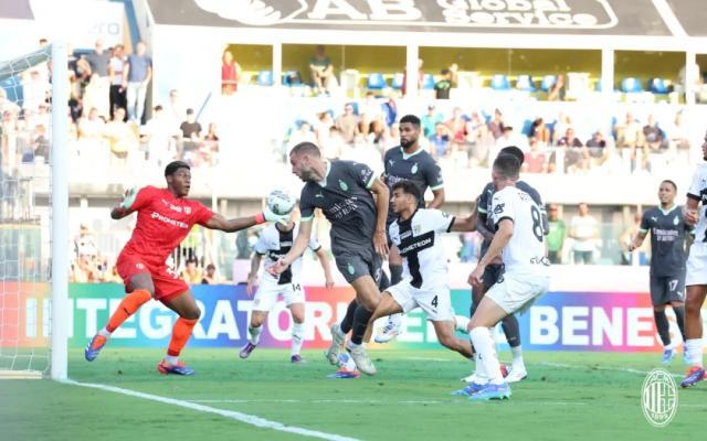 游戏下注-【意甲】普利希奇进球难救主，AC米兰1比2客负帕尔马