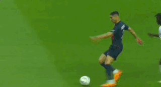 电竞赛程-【法甲】拉莫斯姆巴佩破门，梅西告别战巴黎2比3输球