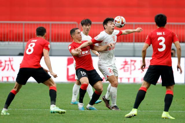 注册入口-【中超】金敃友闪电破门莱昂纳多绝平 蓉城2比2亚泰